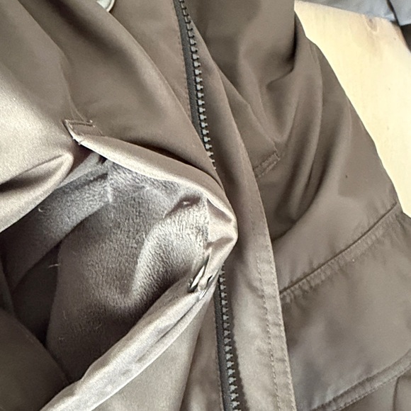 uniqlo mens 3/4 parka coat with hood olive green sz small - Picture 9 of 13